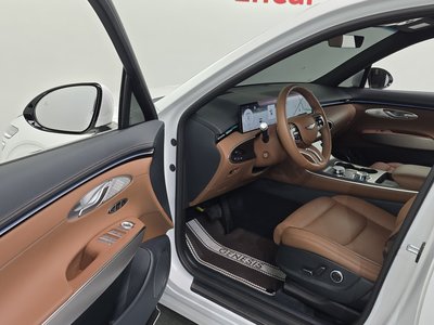 صورة 10 لـ 2026 Genesis GV70
