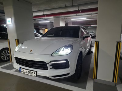 PORSCHE CAYENNE - 4
