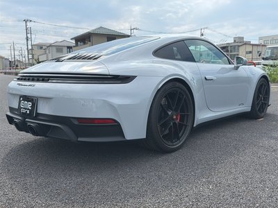صورة 7 لـ 2025 Porsche 911