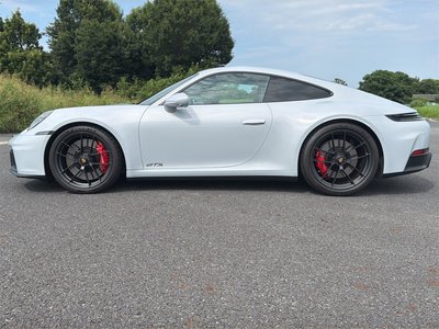 صورة 4 لـ 2025 Porsche 911