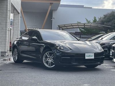 PORSCHE PANAMERA - 1