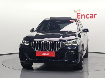 2022 BMW X5 照片 2