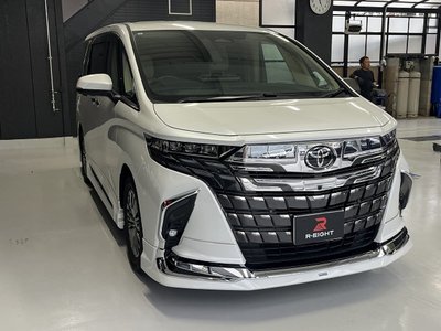 TOYOTA ALPHARD - 4