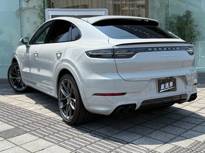 صورة 9 لـ 2020 Porsche CAYENNE