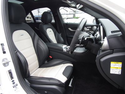 صورة 8 لـ 2016 Mercedes-BENZ C-CLASS AMG