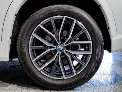 2025 BMW X1 — миниатюра 13
