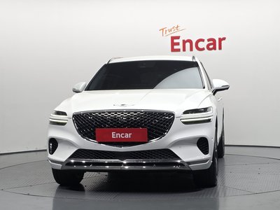 2022 Genesis GV70 photo 2