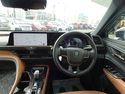 TOYOTA CROWN SPORT - 8