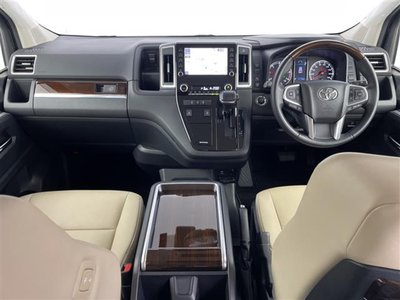صورة مصغرة 42 لـ 2022 Toyota GRAND ACE