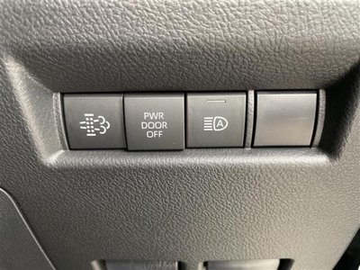 صورة 2 لـ 2022 Toyota GRAND ACE