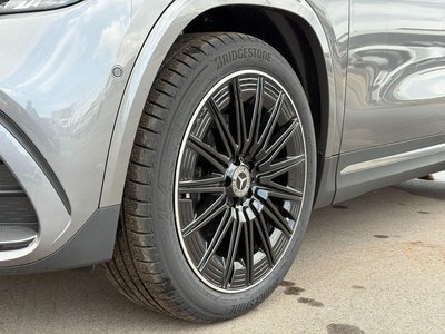 MERCEDES-BENZ GLA - 8