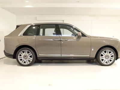 ROLLS-ROYCE CULLINAN - 6