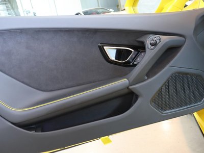 صورة مصغرة 17 لـ 2022 Lamborghini HURACAN