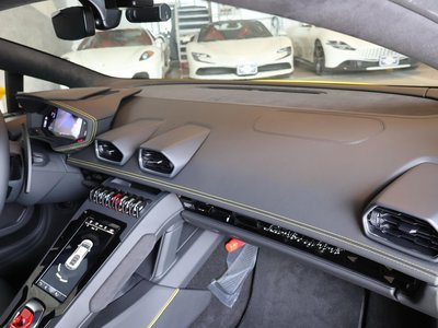 صورة مصغرة 21 لـ 2022 Lamborghini HURACAN
