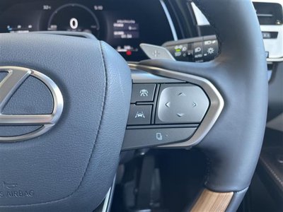 صورة مصغرة 25 لـ 2025 Lexus RX