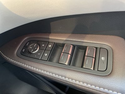 صورة مصغرة 75 لـ 2025 Lexus RX