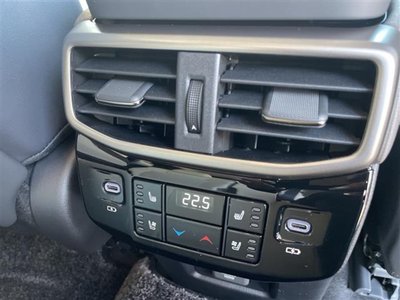 صورة مصغرة 27 لـ 2025 Lexus RX