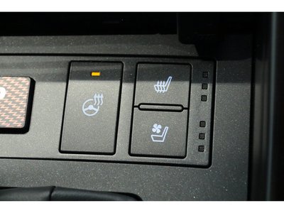 2025 Lexus IS 缩略图 36