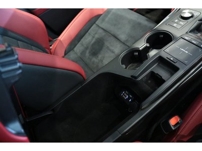 2025 Lexus IS 缩略图 32
