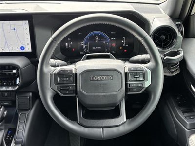 TOYOTA LAND CRUISER 250 - 7