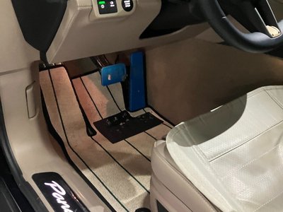 PORSCHE PANAMERA - 10