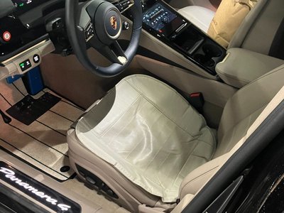 PORSCHE PANAMERA - 9