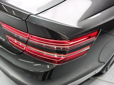 GENESIS G80 (RG3) - 10