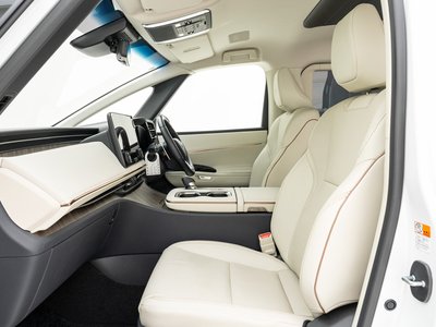 صورة مصغرة 33 لـ 2024 Lexus LM