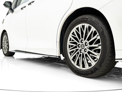صورة مصغرة 13 لـ 2024 Lexus LM