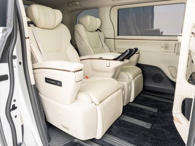 صورة مصغرة 35 لـ 2024 Lexus LM