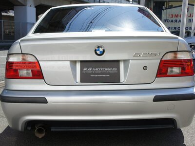 BMW 5 SERIES - 4