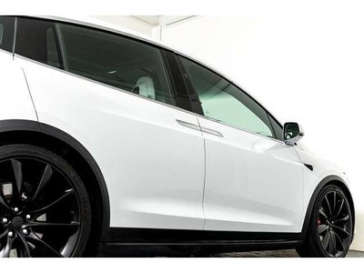 2018 Tesla MODEL X — миниатюра 24