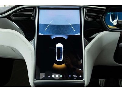 2018 Tesla MODEL X — фото 6