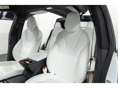 2018 Tesla MODEL X — миниатюра 37