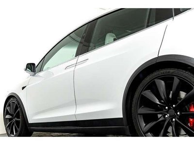 2018 Tesla MODEL X — миниатюра 28