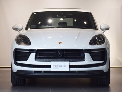 PORSCHE MACAN - 5