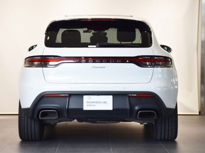 PORSCHE MACAN - 6