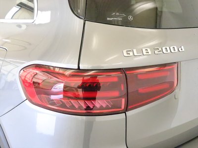 2024 Mercedes-BENZ GLB — фото 9