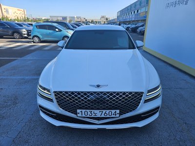 GENESIS G80 (RG3) - 1