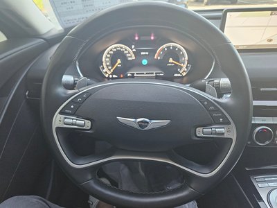 GENESIS G80 (RG3) - 9