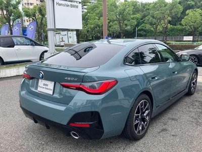 2025 BMW 4 SERIES photo 2