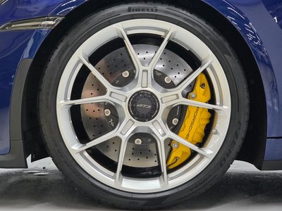صورة 6 لـ 2023 Porsche 911