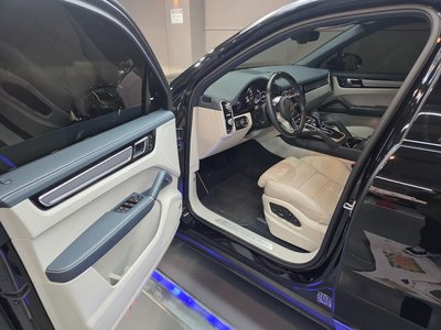 PORSCHE CAYENNE - 10