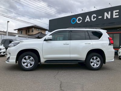 TOYOTA LAND CRUISER PRADO - 5