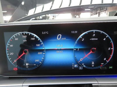 MERCEDES-BENZ GLS - 7