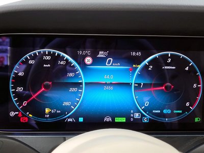 MERCEDES-BENZ CLS - 8