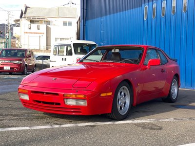 PORSCHE 944 - 2