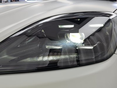 PORSCHE CAYENNE - 9