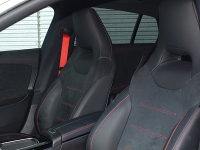 صورة مصغرة 12 لـ 2025 Mercedes-BENZ CLA AMG