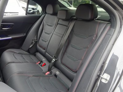 2025 MERCEDES-BENZ C-CLASS AMG 照片 9